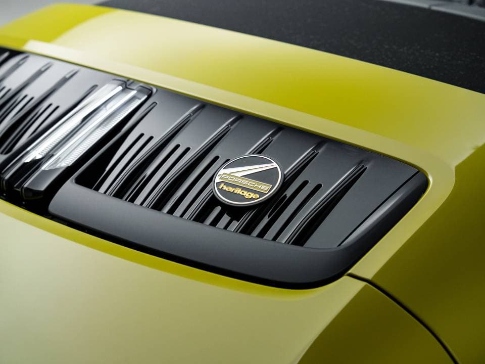 2026 Porsche 911 photo 4