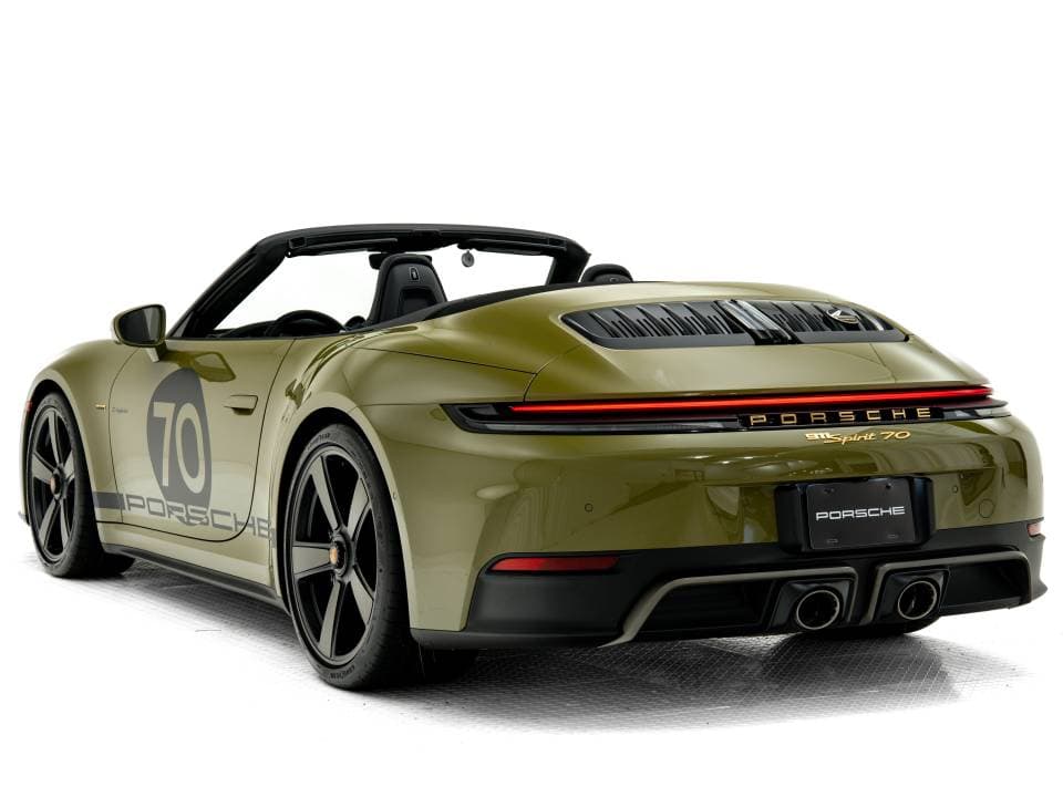 2026 Porsche 911 photo 5