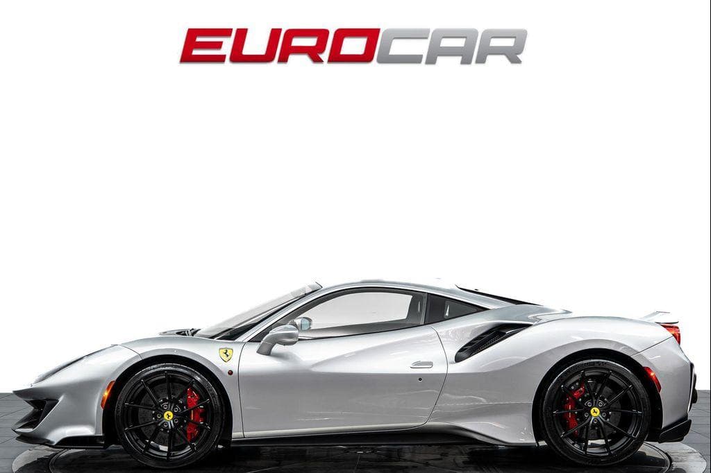 2020 Ferrari 488 photo 3
