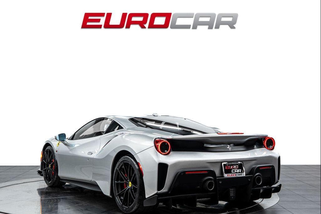 2020 Ferrari 488 photo 4