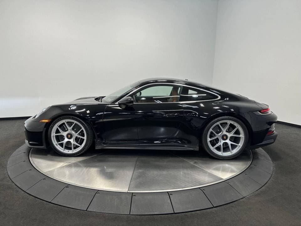 2024 Porsche 911 photo 1