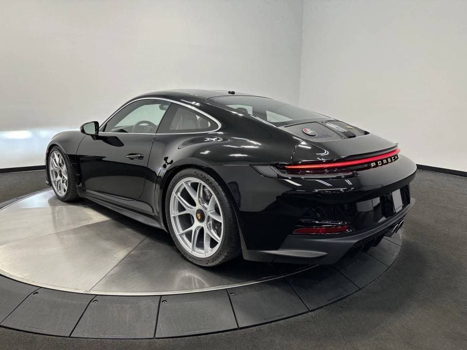 2024 Porsche 911 photo 5