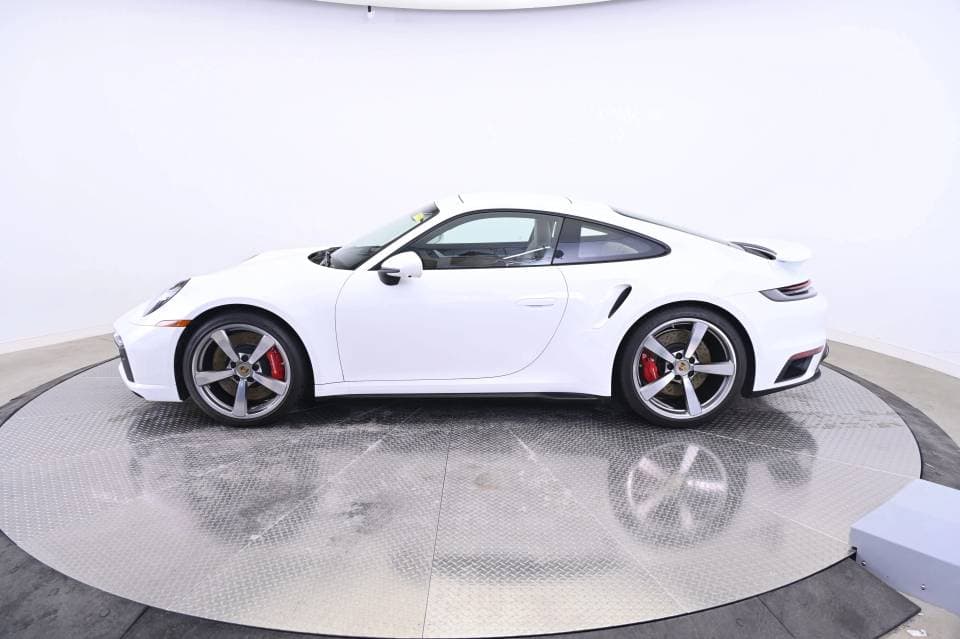 2024 Porsche 911 photo 1