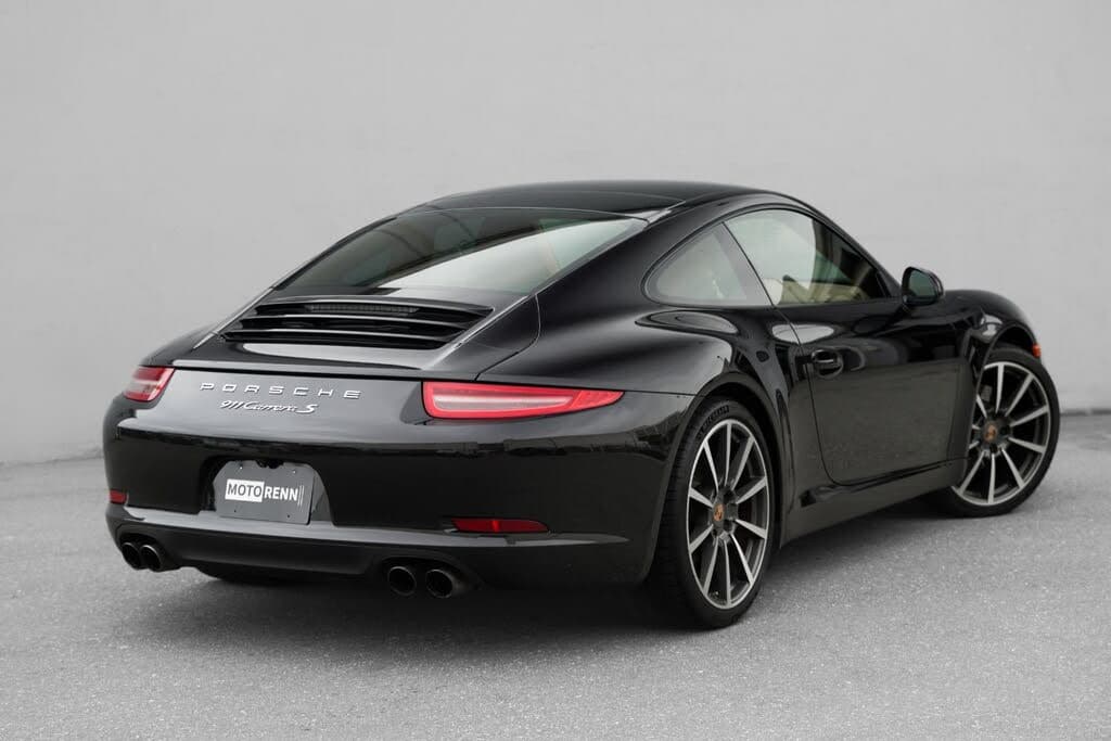 2014 Porsche 911 photo 2
