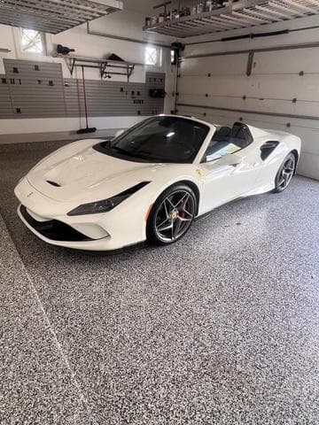 2022 Ferrari F8