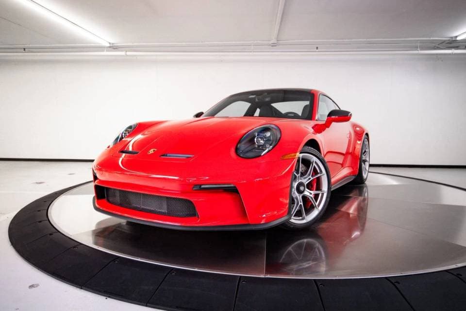 2022 Porsche 911 photo 2