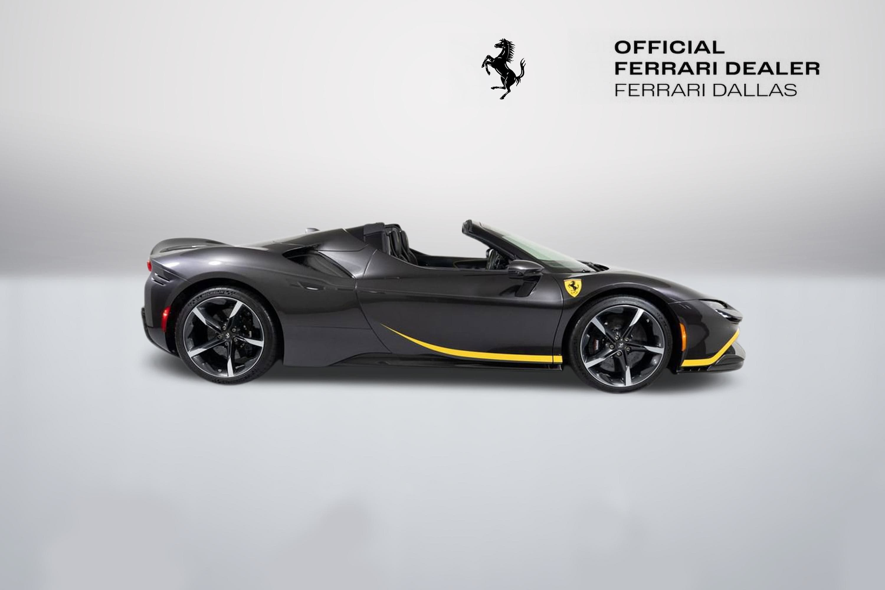 2022 Ferrari SF90 photo 3