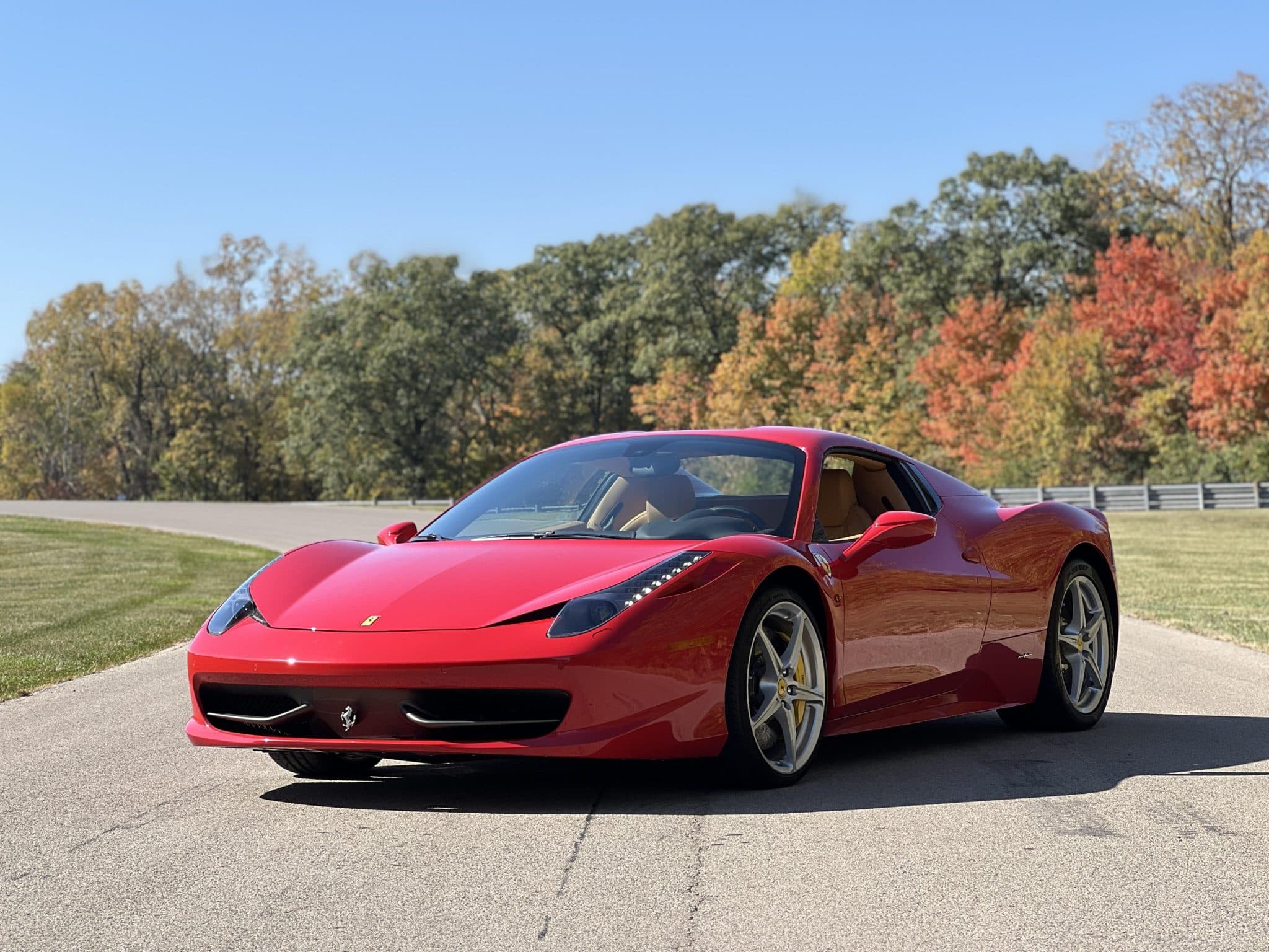 2012 Ferrari 458 photo 3