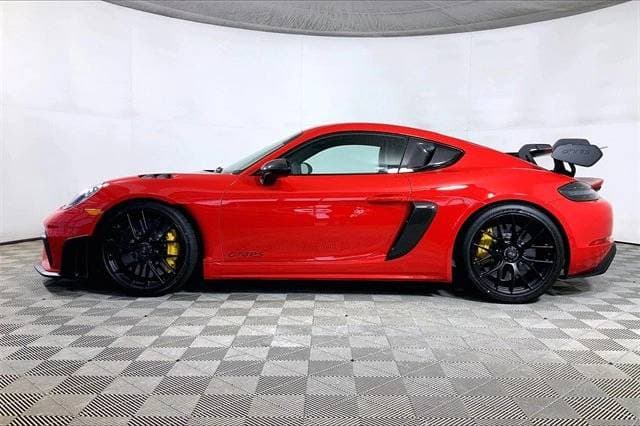 2025 Porsche Cayman photo 3