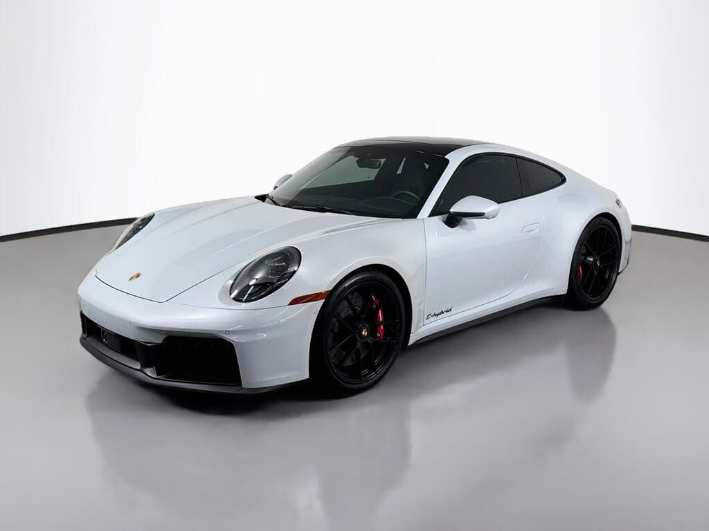 2025 Porsche 911 photo 1