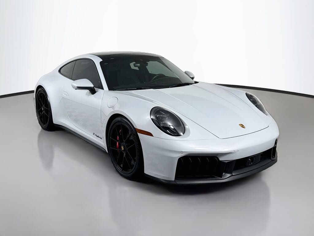 2025 Porsche 911 photo 5