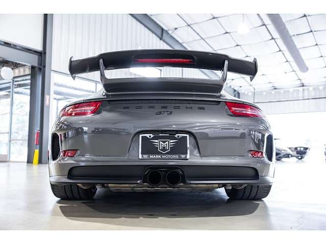 2016 Porsche 911 photo 3