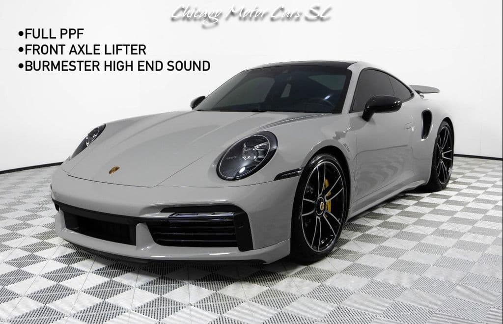 2023 Porsche 911 photo 2