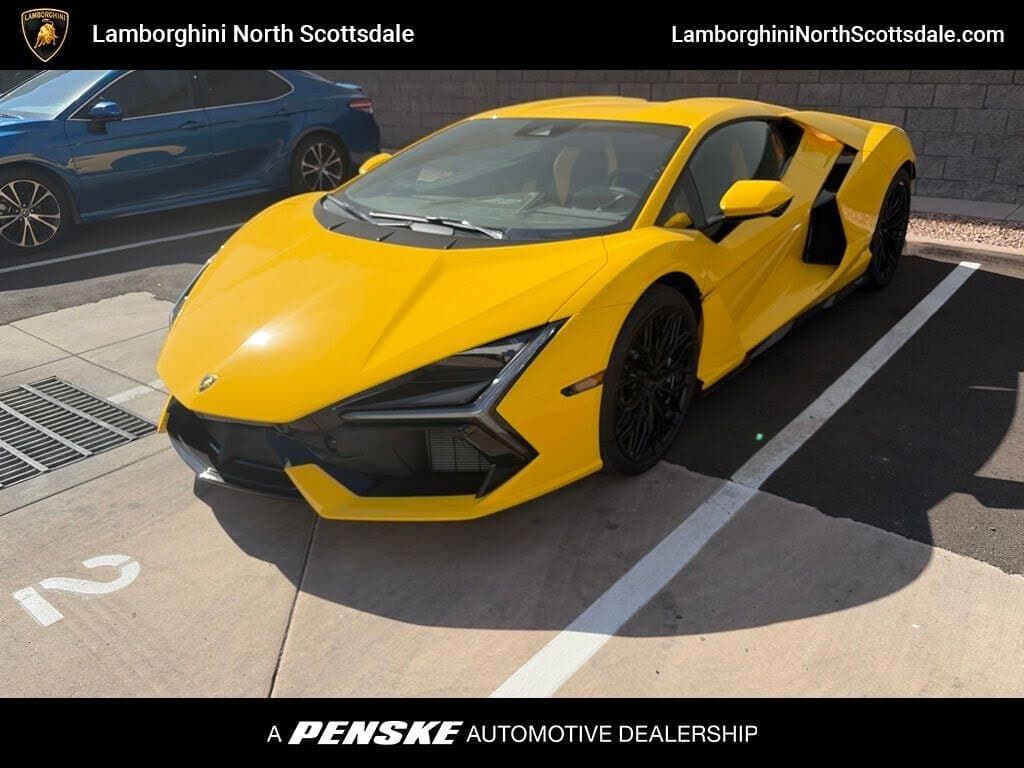 2024 Lamborghini Revuelto photo 1