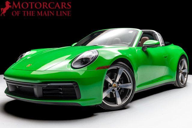 2024 Porsche 911 photo 2