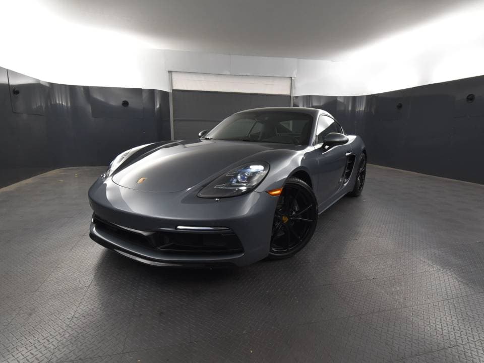 2025 Porsche Cayman photo 2