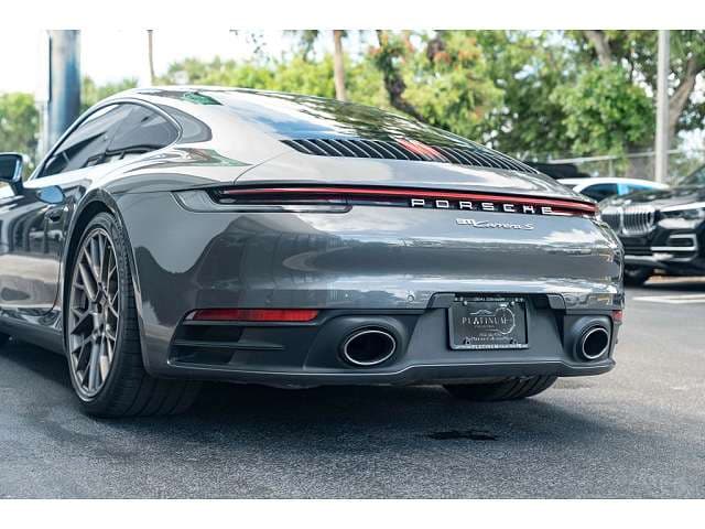 2021 Porsche 911 photo 3