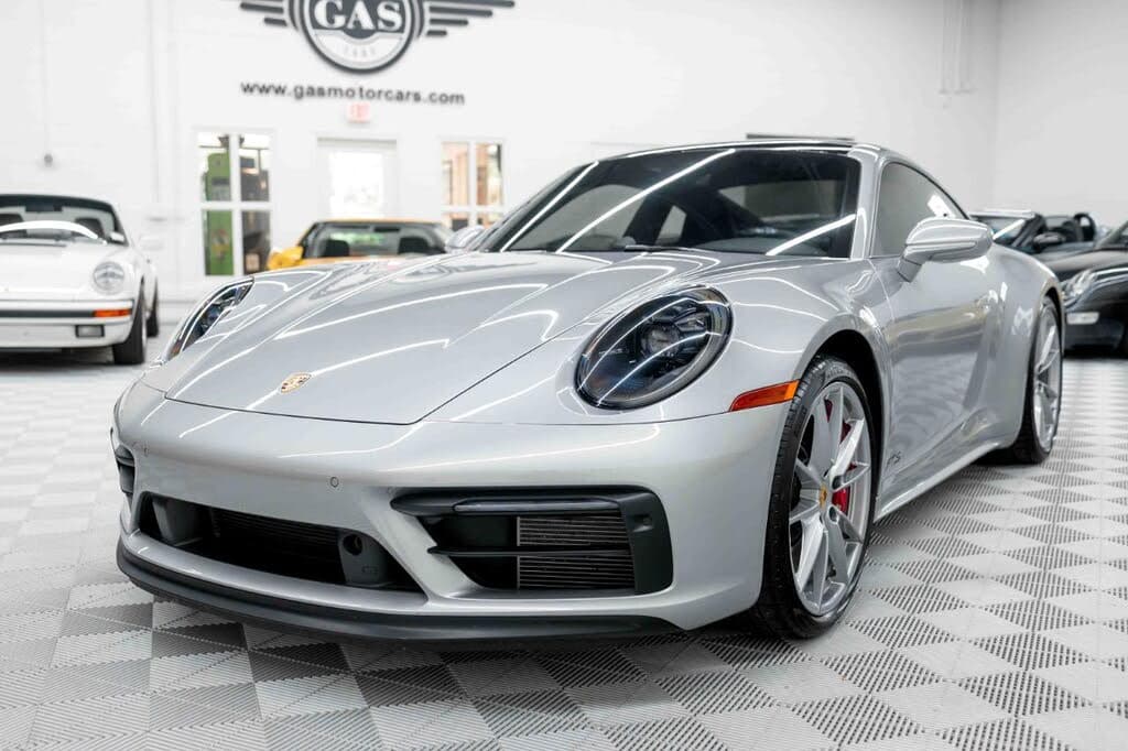 2024 Porsche 911 photo 1