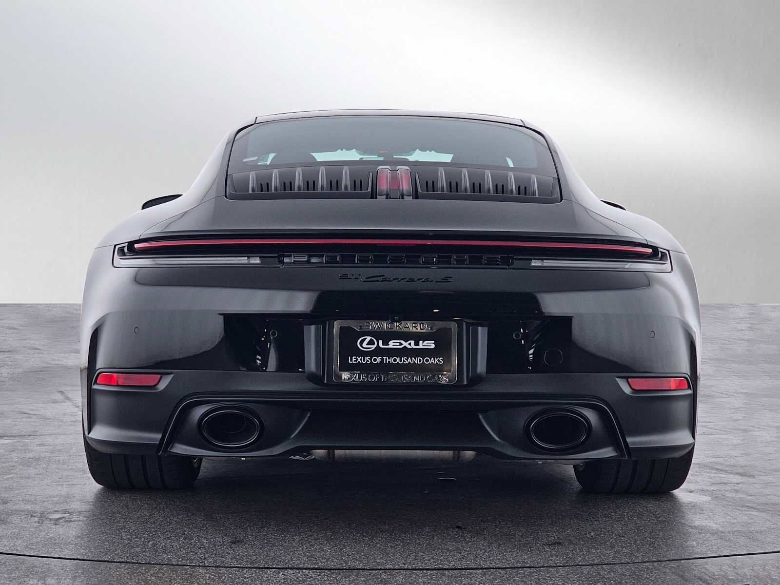 2025 Porsche 911 photo 5