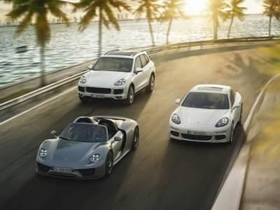 2026 Porsche 911 photo 2