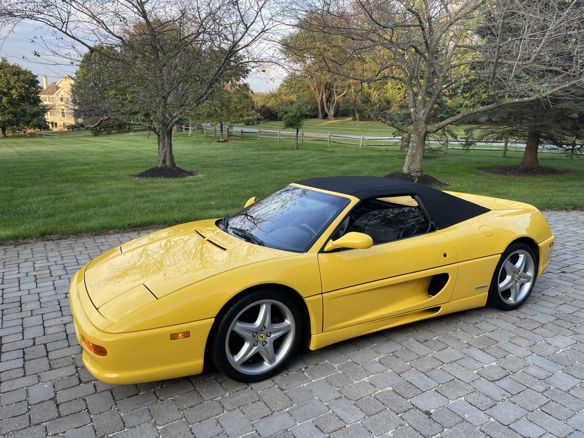 1997 Ferrari F355 photo 2