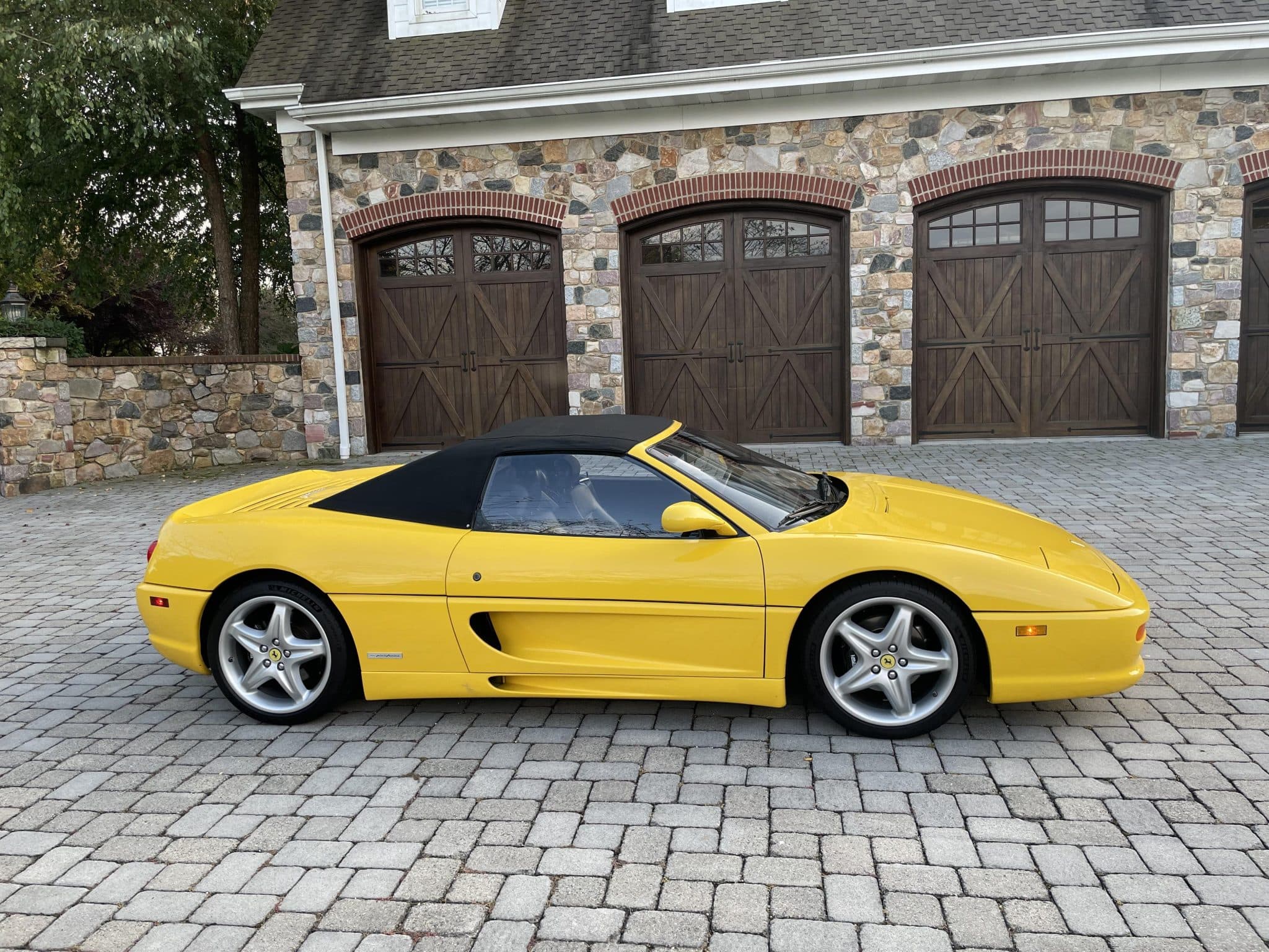 1997 Ferrari F355 photo 3