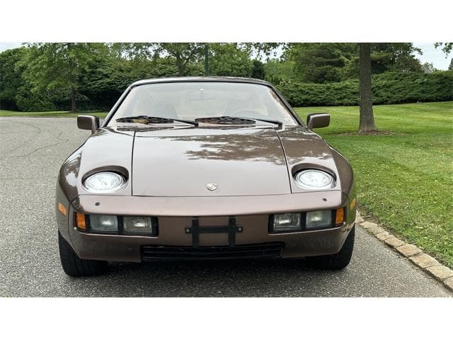 1978 Porsche 928 photo 2