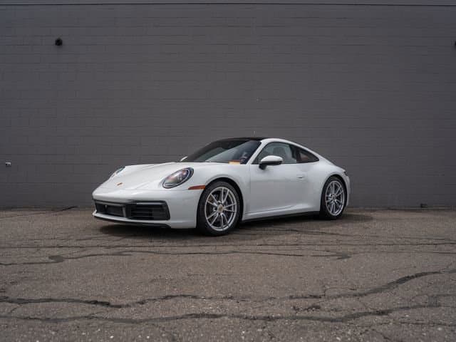 2022 Porsche 911 photo 2