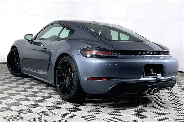 2025 Porsche Cayman photo 2
