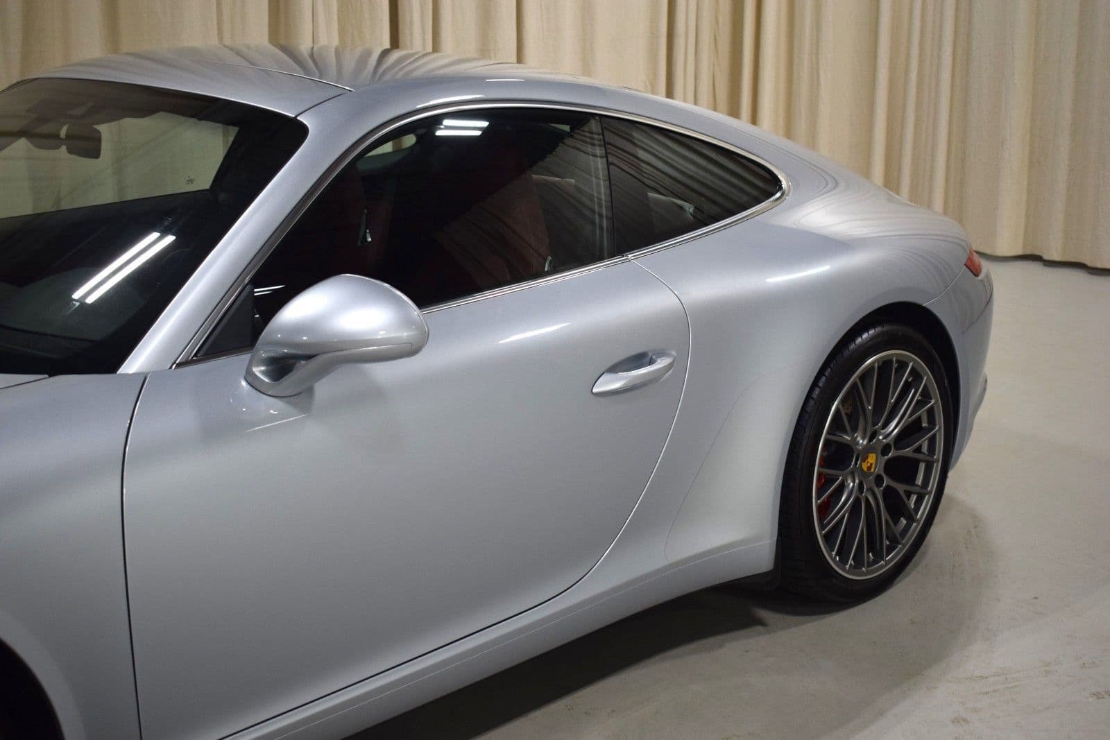2017 Porsche 911 photo 3