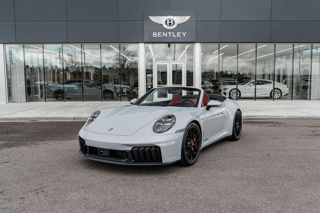 2026 Porsche 911 photo 2