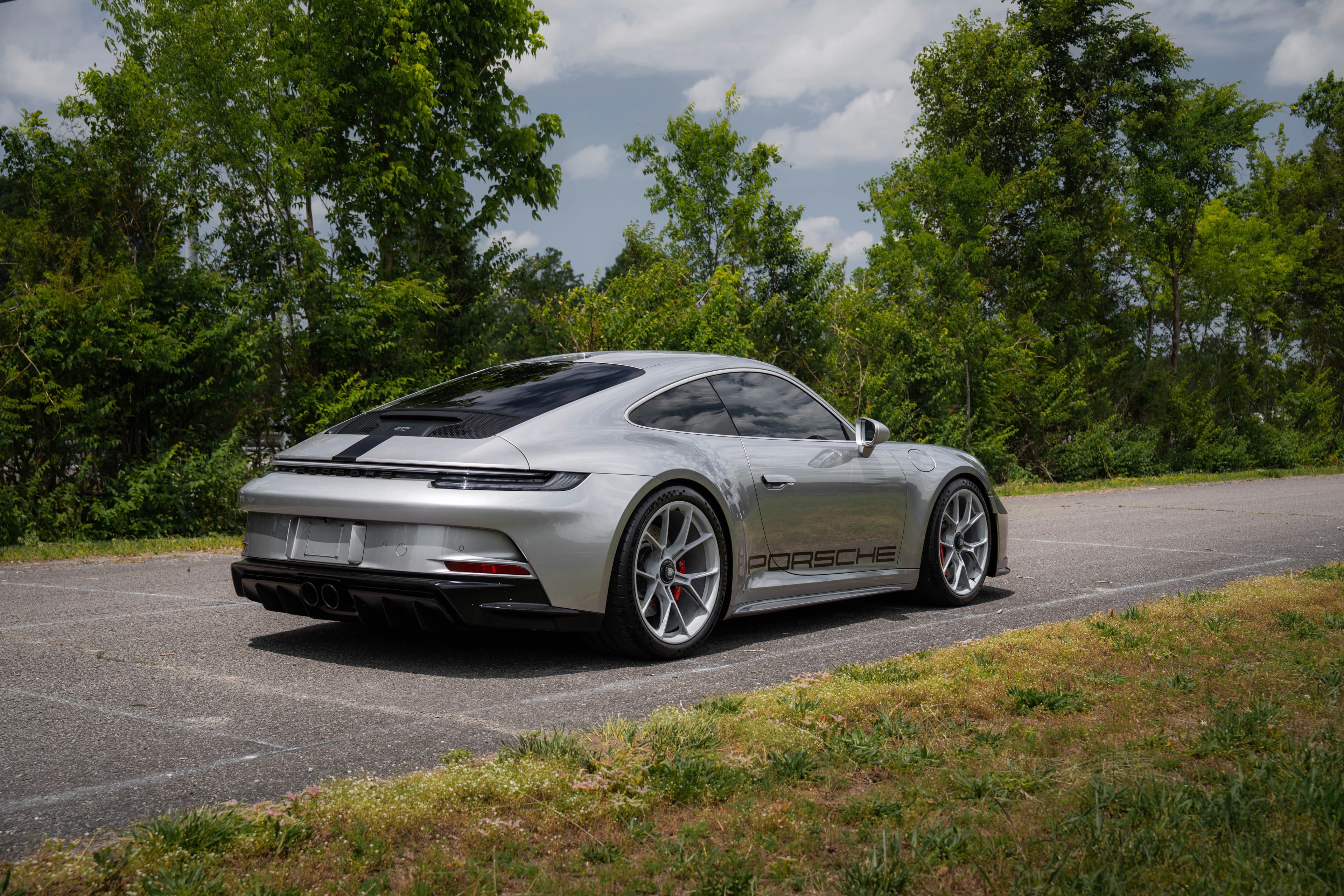 2023 Porsche 911 photo 4
