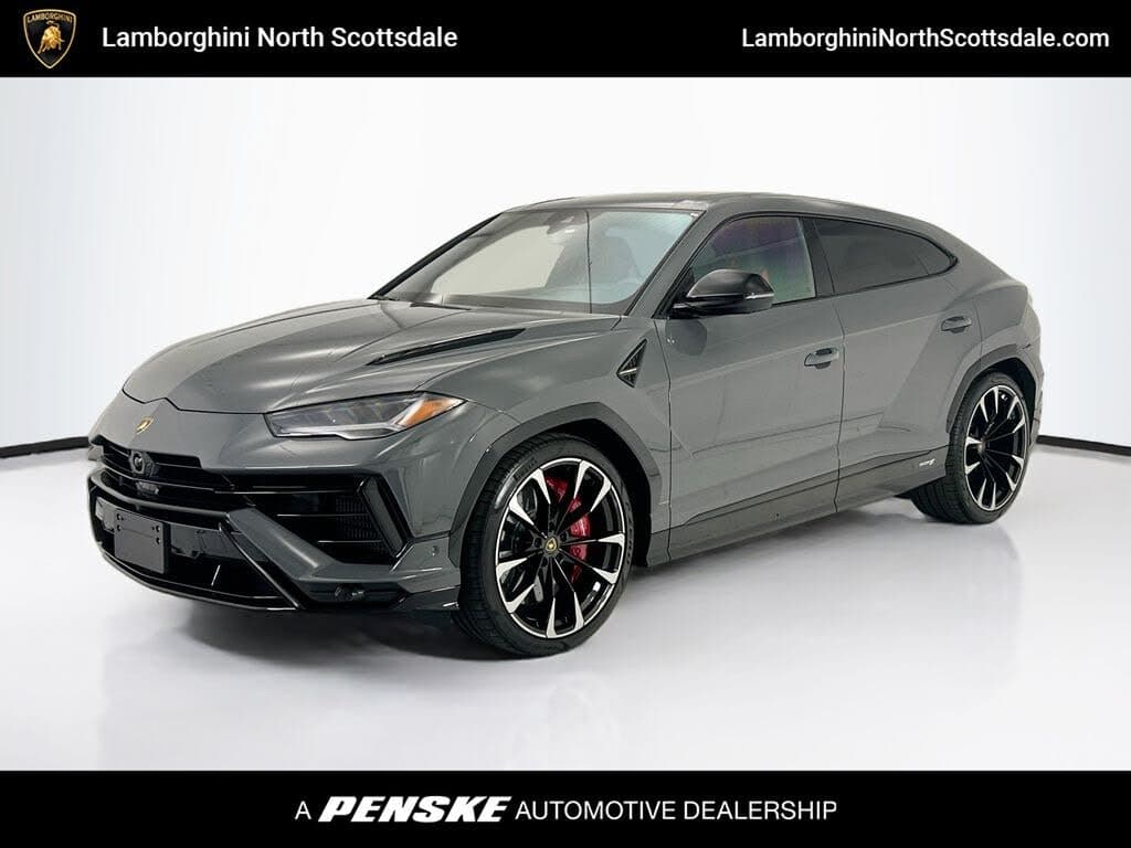 2024 Lamborghini Urus photo 1
