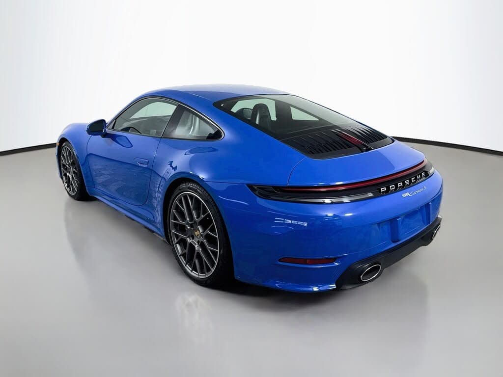 2025 Porsche 911 photo 3