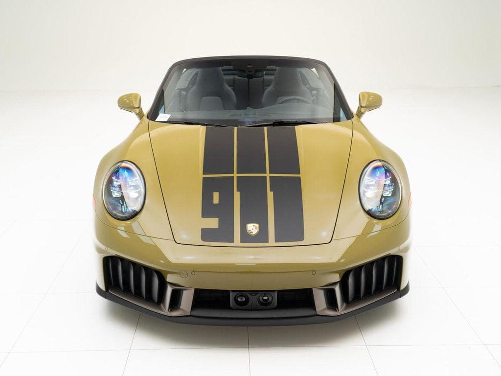 2026 Porsche 911 photo 4