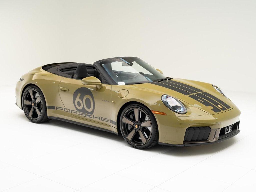 2026 Porsche 911 photo 5