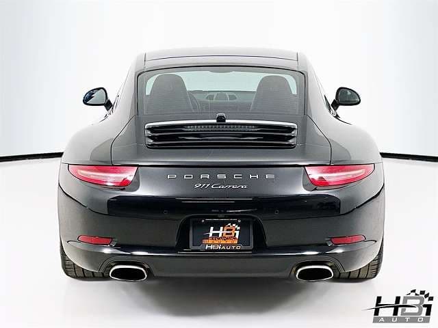2015 Porsche 911 photo 2