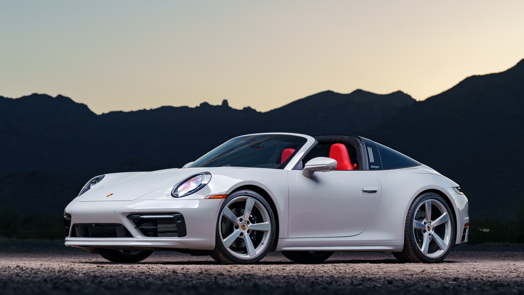 2024 Porsche 911 photo 4