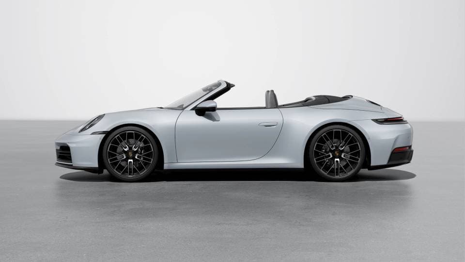 2026 Porsche 911 photo 3