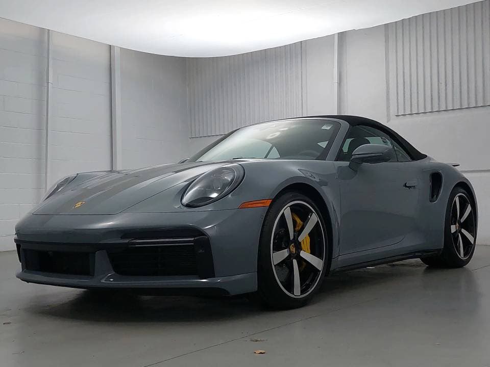 2024 Porsche 911 photo 3