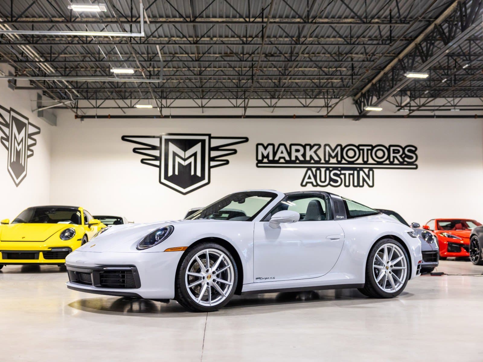 2024 Porsche 911 photo 1