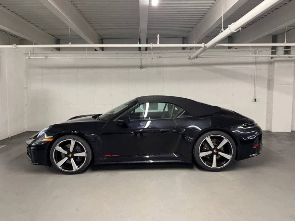 2026 Porsche 911 photo 2