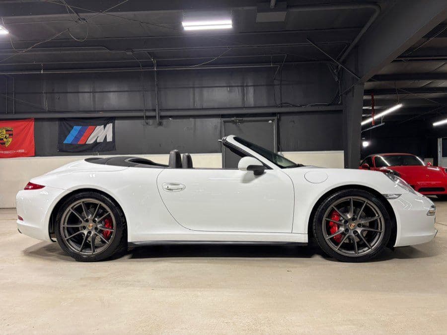 2013 Porsche 911 photo 2