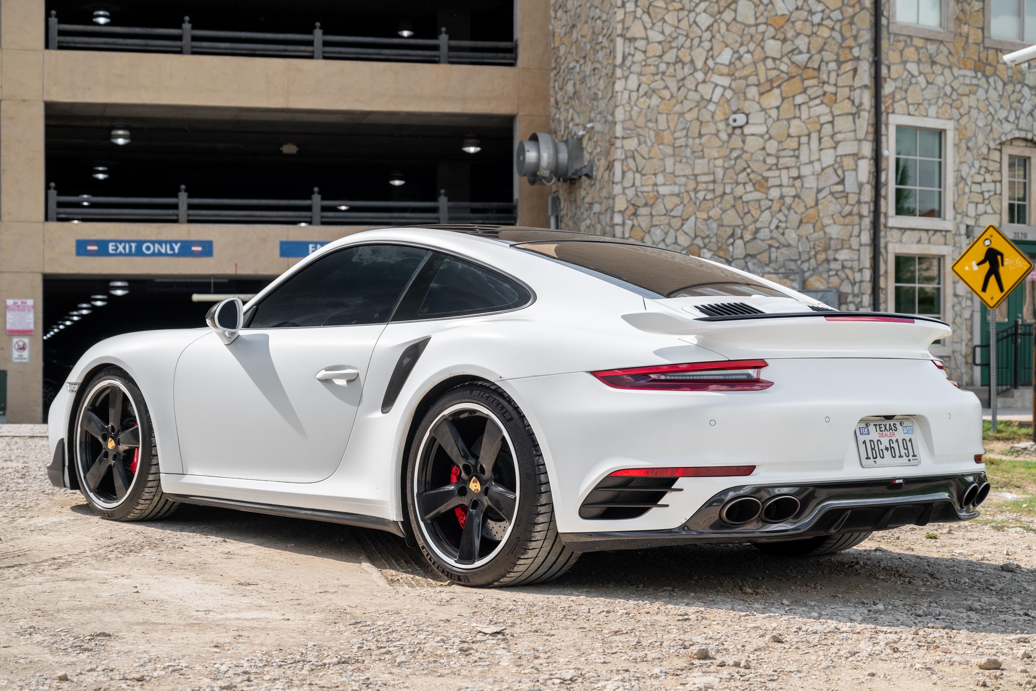2017 Porsche 911 photo 2
