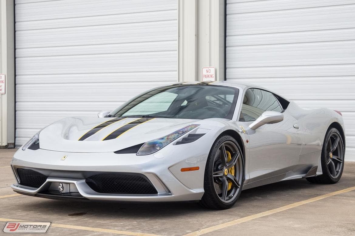 2014 Ferrari 458 photo 1
