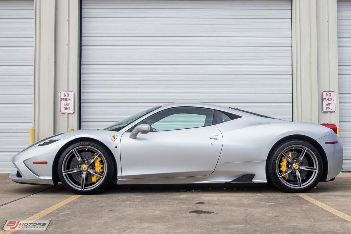 2014 Ferrari 458 photo 4