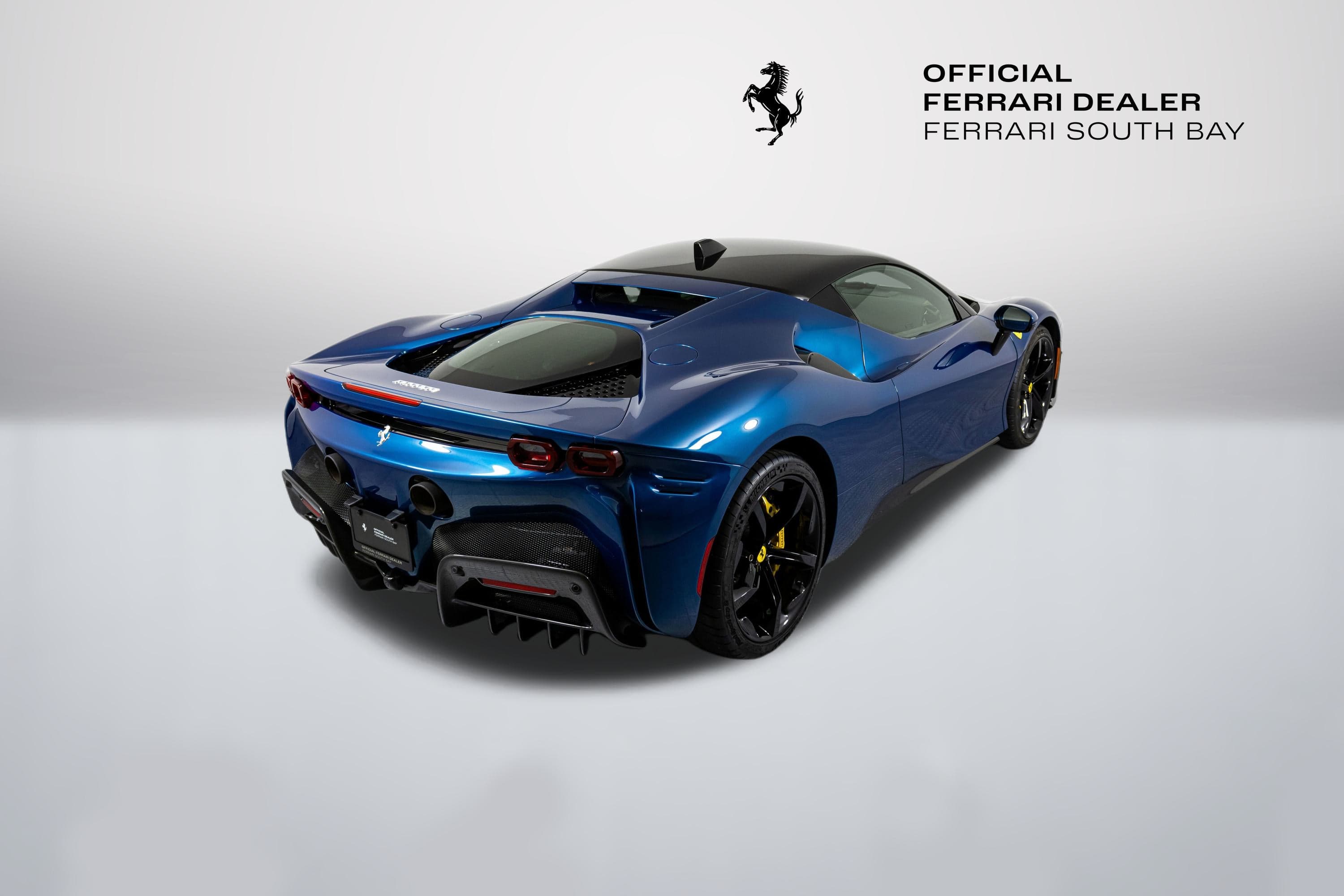 2022 Ferrari SF90 photo 2