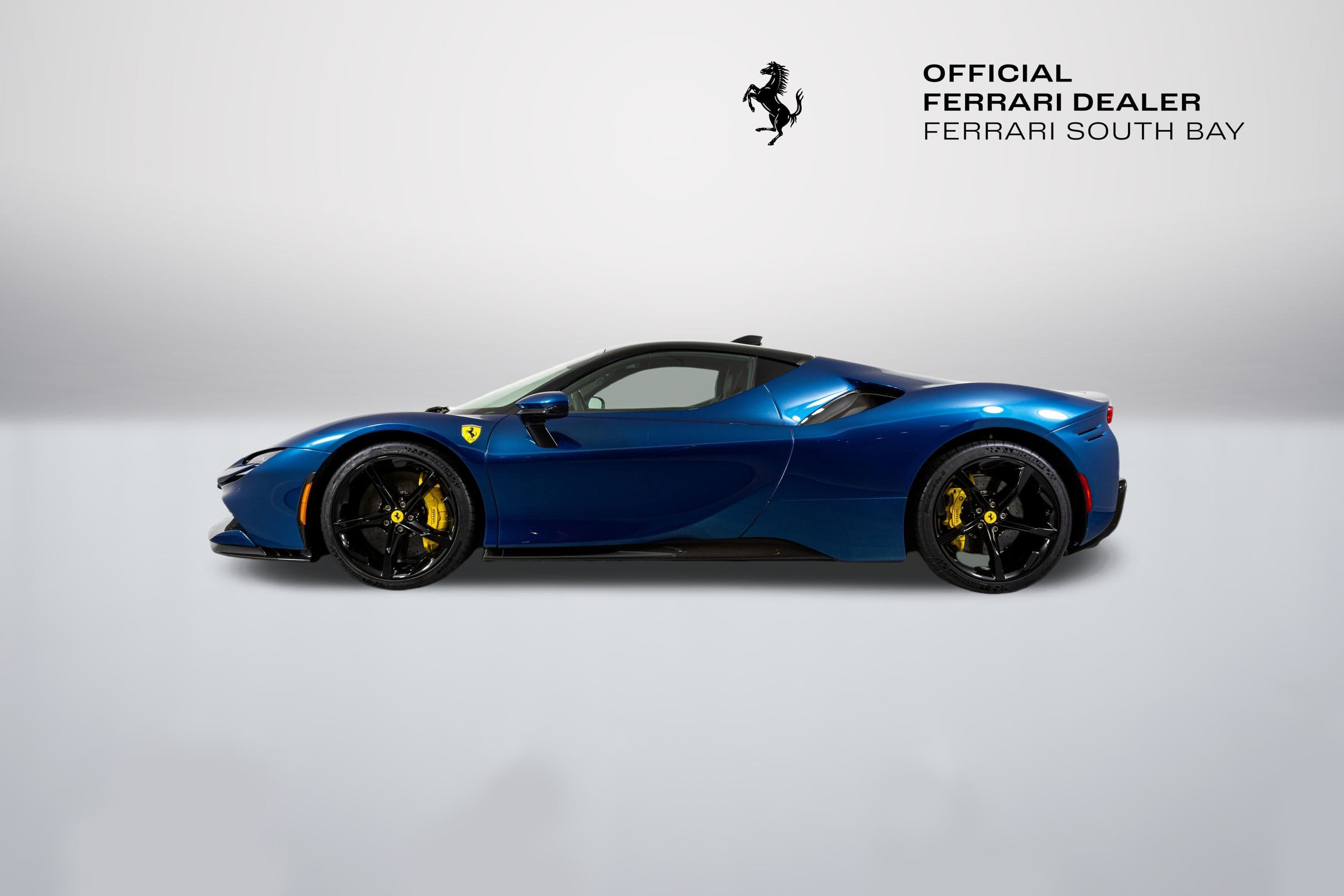 2022 Ferrari SF90 photo 3