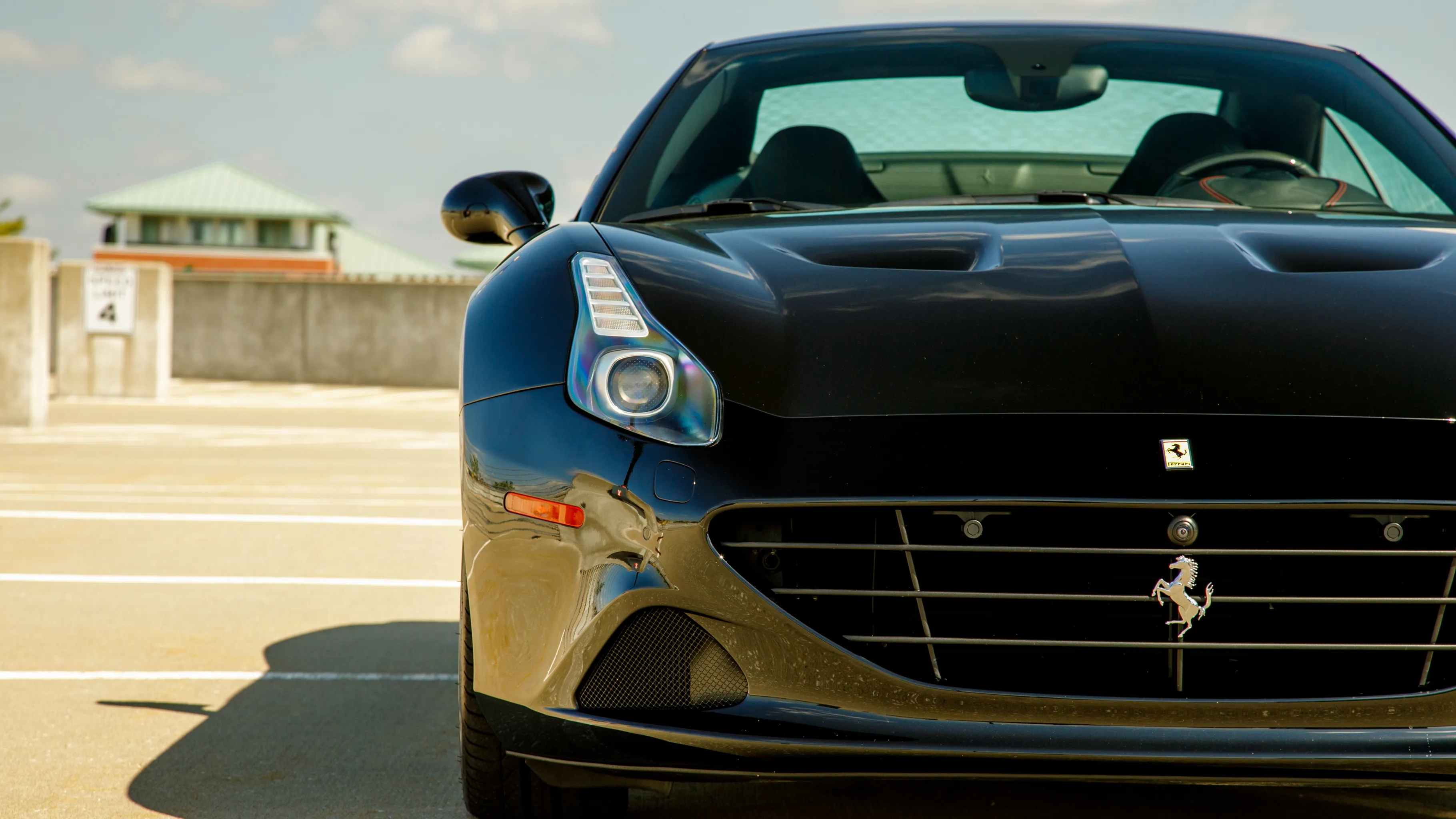 2015 Ferrari California photo 3