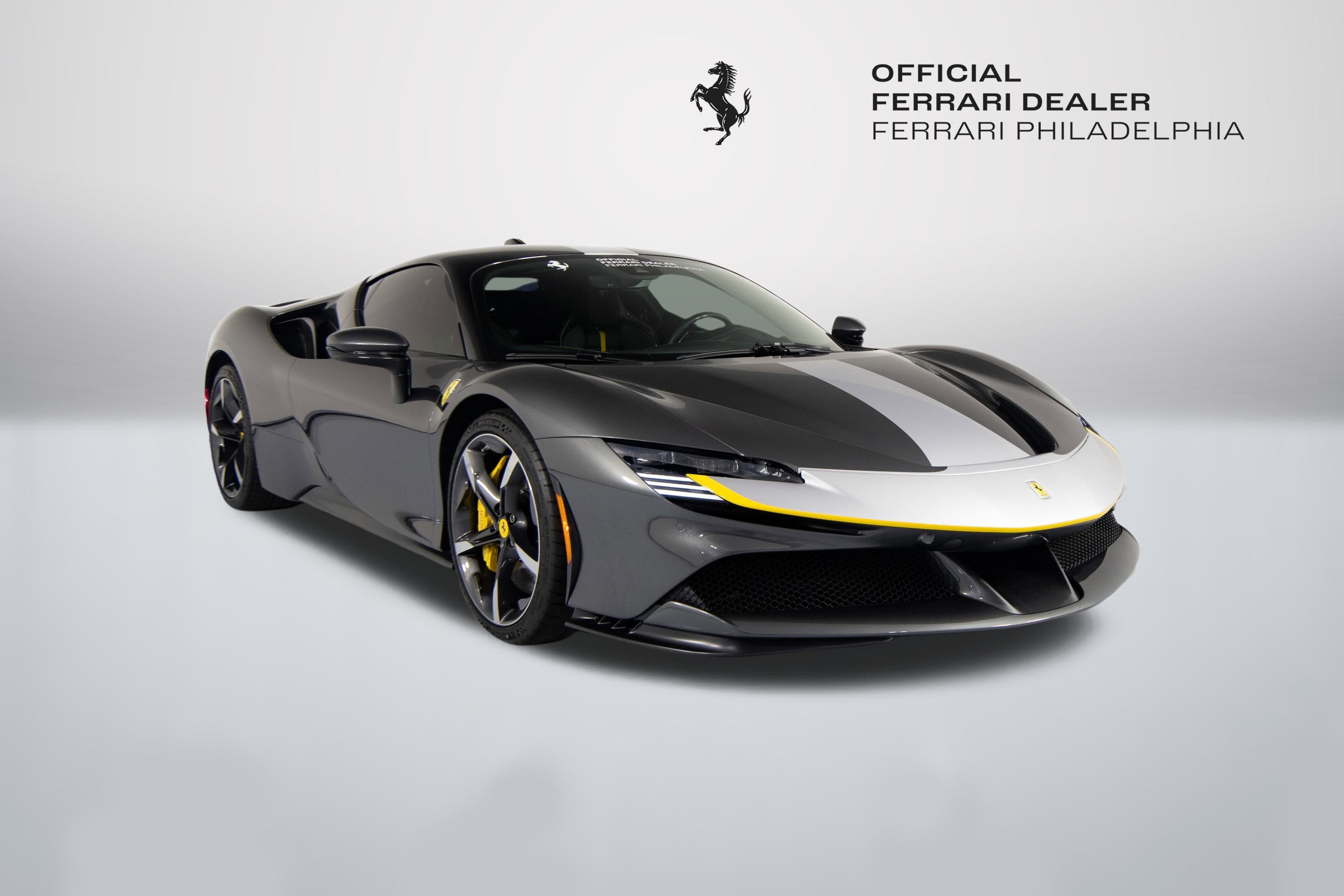 2023 Ferrari SF90 photo 1